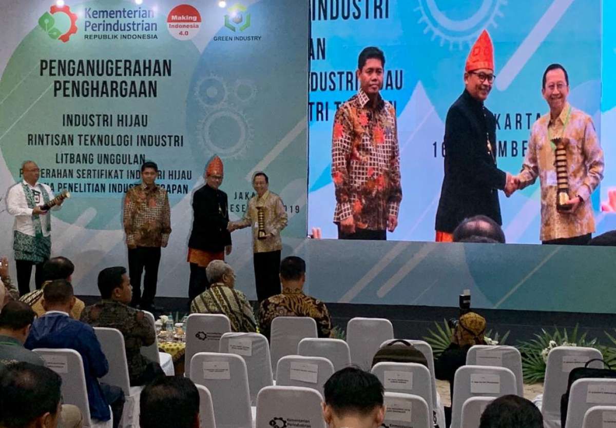 Penghargaan Kementerian Perindustrian bagi APP Sinar Mas Atas Komitmen ...