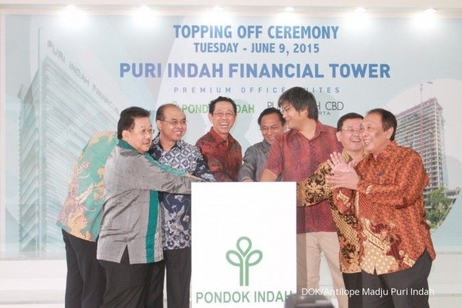 Pondok Indah topping off gedung financial Tower