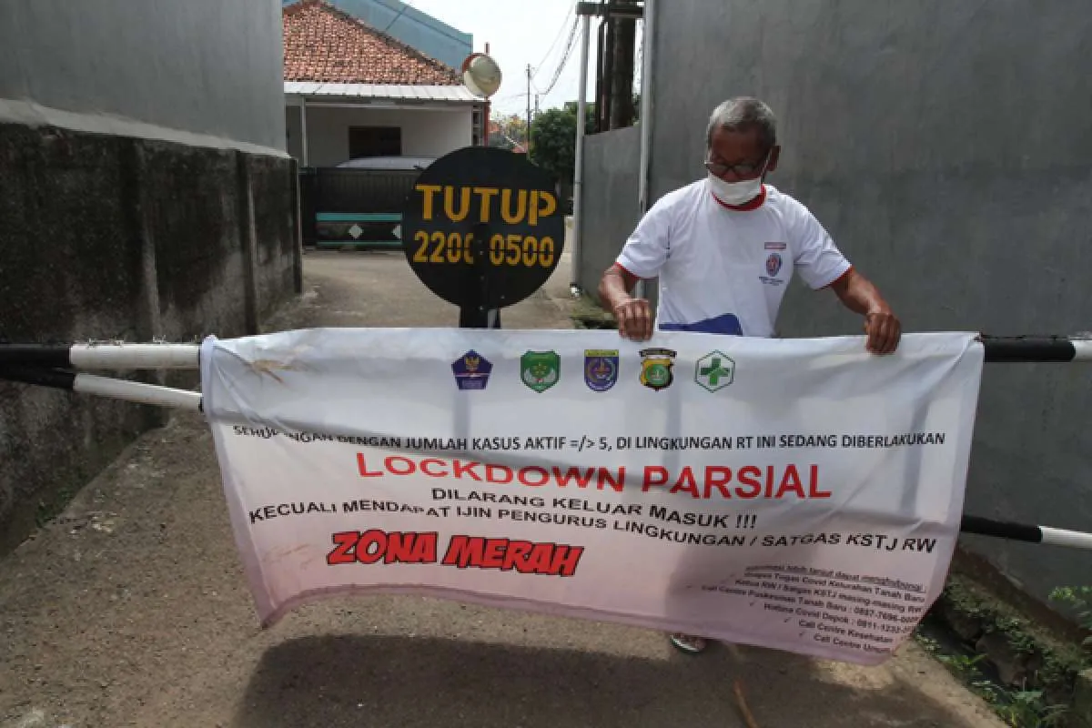 Covid-19 tak terkendali, 180 daerah zona merah corona per 18 Juli, ini daftarnya