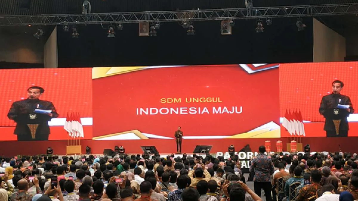 Jokowi: Pembangunan infrastruktur jangan pakai barang impor