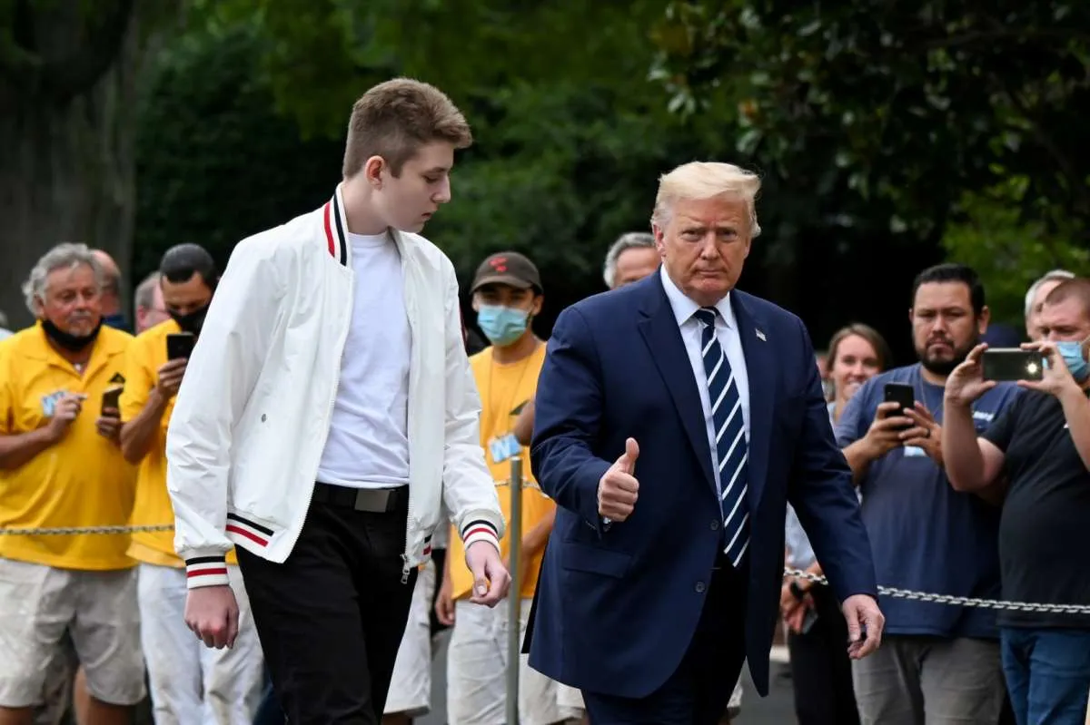 Meski Barron Trump positif corona, Donald Trump tetap ingin sekolah dibuka kembali