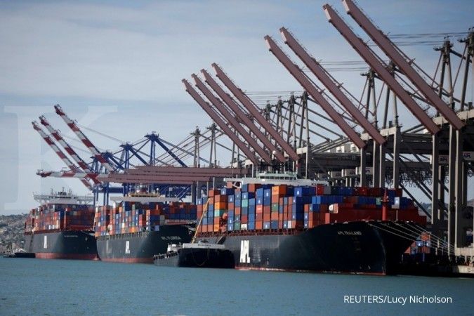 Rising Imports, Falling Exports Push US Trade Deficit to Six-Month High