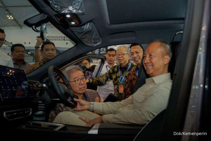 Menperin Apresiasi GAIKINDO Terima Tantangan Presiden untuk Produksi Mobil Indonesia