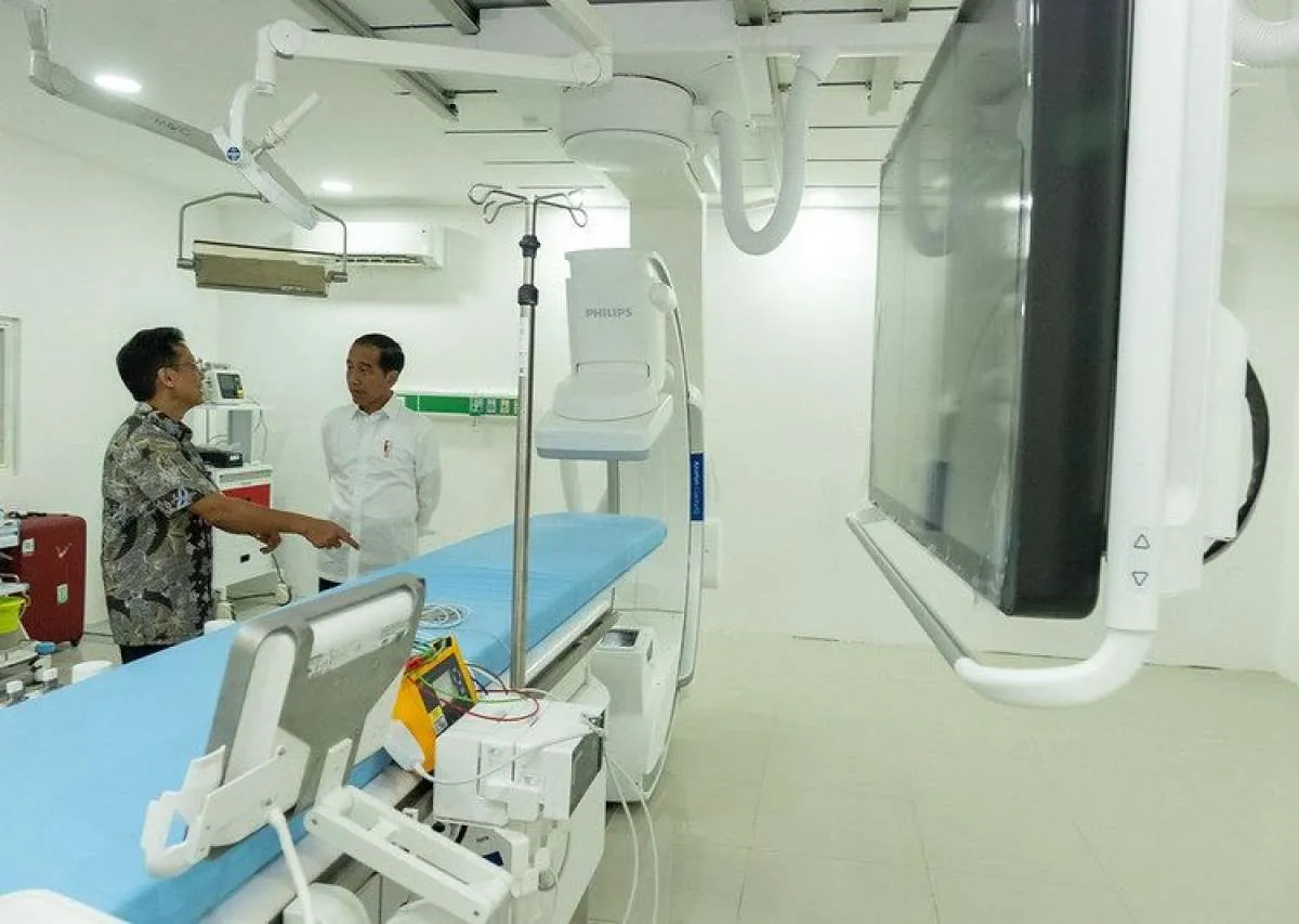 Sehari Jelang KTT ASEAN, Jokowi Tinjau RSUD Komodo: Peralatan Sudah Sangat Bagus