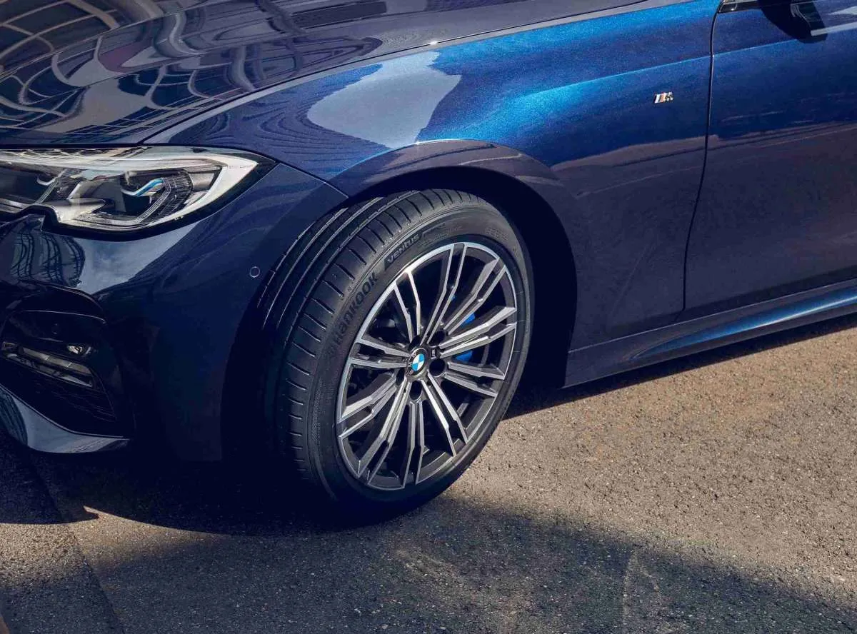  Kenali Lima Masalah Mobil yang Kerap Terjadi di Musim Hujan