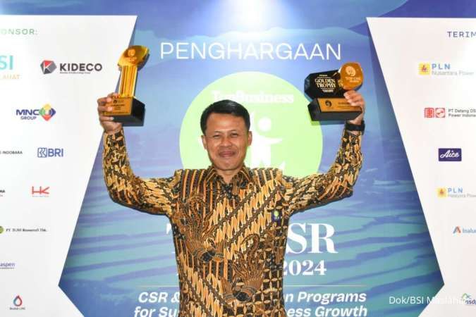 Penghargaan Bergengsi untuk BSI Maslahat, Meraih Golden Trophy di Top CSR Award 2024