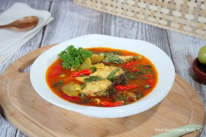 Resep Comfort Food Sop Ikan Bumbu Pepes ala Chef Rudy Choirudin