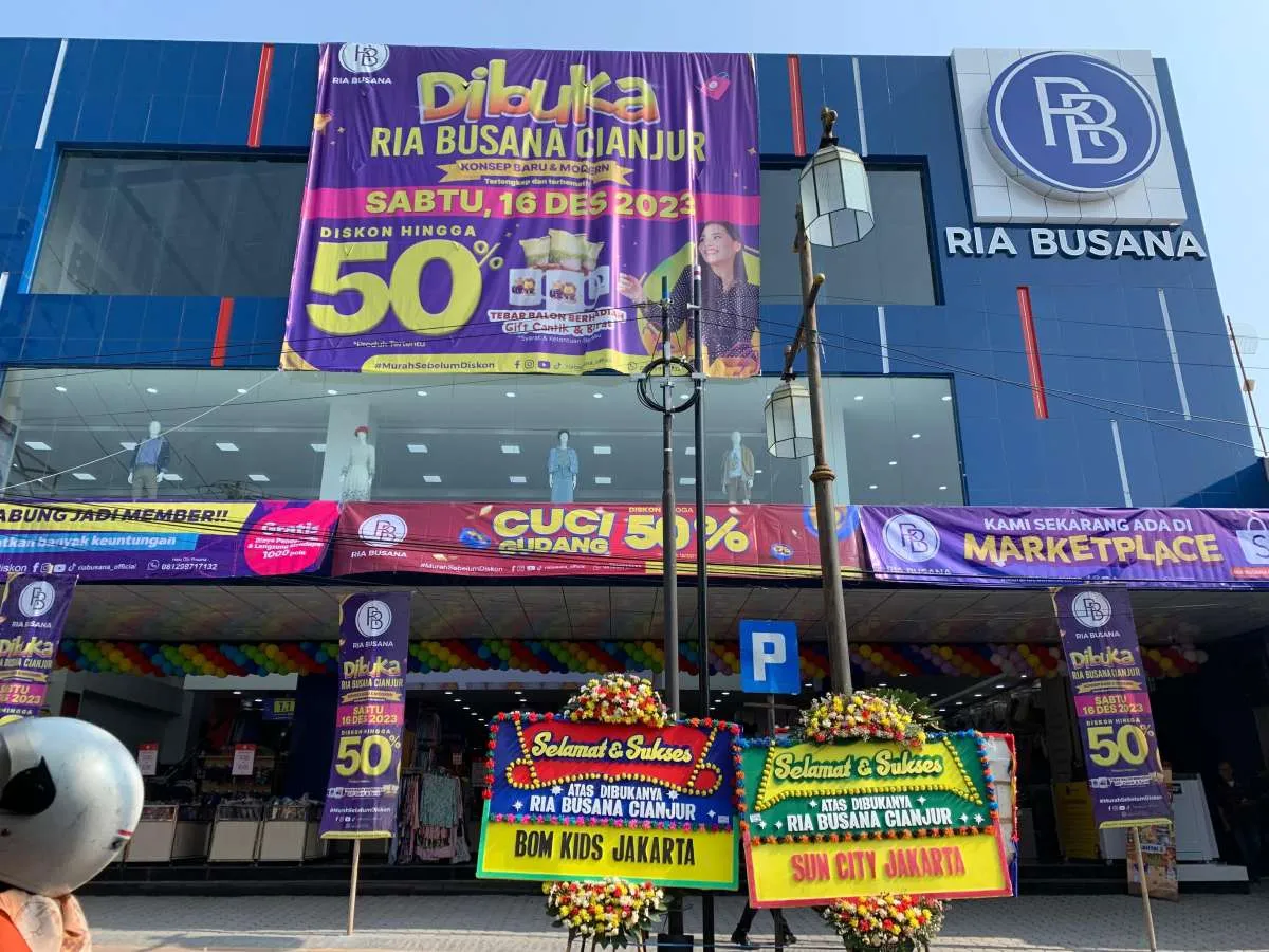 Ria Busana Ekspansi Gerai Baru ke Cianjur