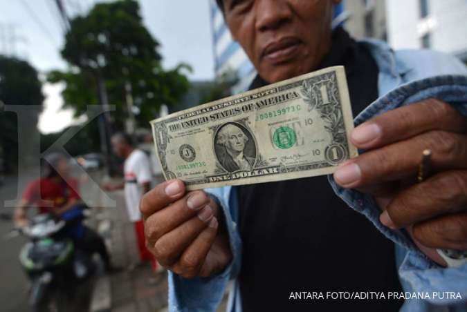 Kurs dollar AS: Rupiah mulai capek, setelah sepekan menguat (16/4) 