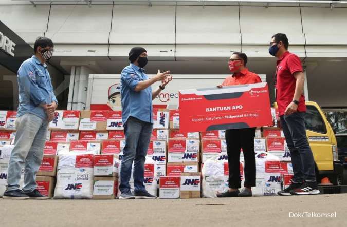 Bantu Masyarakat Hadapi Masa Pandemi, Telkomsel Salurkan Donasi dari Karyawan dan Jajaran Direksi