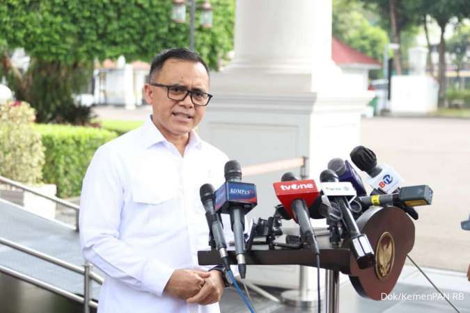 Hindari PHK Massal Tenaga Honorer, Menteri PANRB Siapkan Skema PNS Part Time