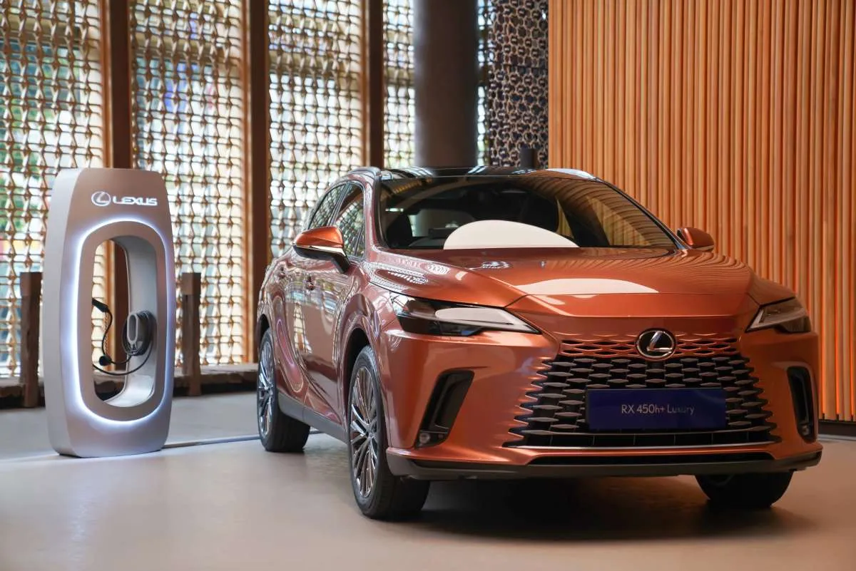  Lexus Indonesia Hadirkan Lexus RX Terbaru dengan Teknologi Elektrik