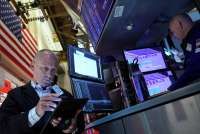 Wall Street Turun Jelang Acara Jackson Hole, Fokus pada Petunjuk dari The Fed