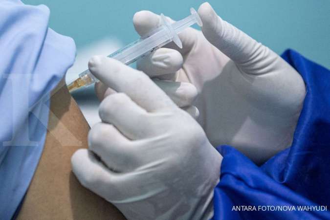 Kemenkes optimistis vaksinasi 1,4 juta petugas kesehatan rampung Februari 2021
