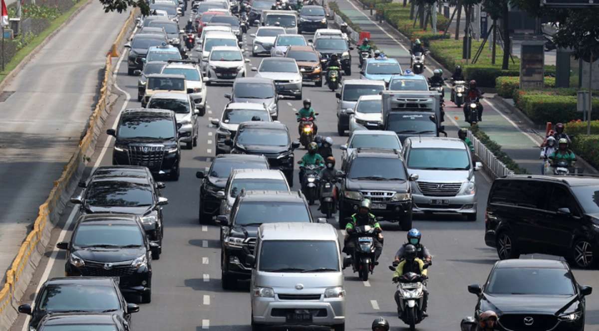 Premi Asuransi Kendaraan Bermotor Masih Menderu