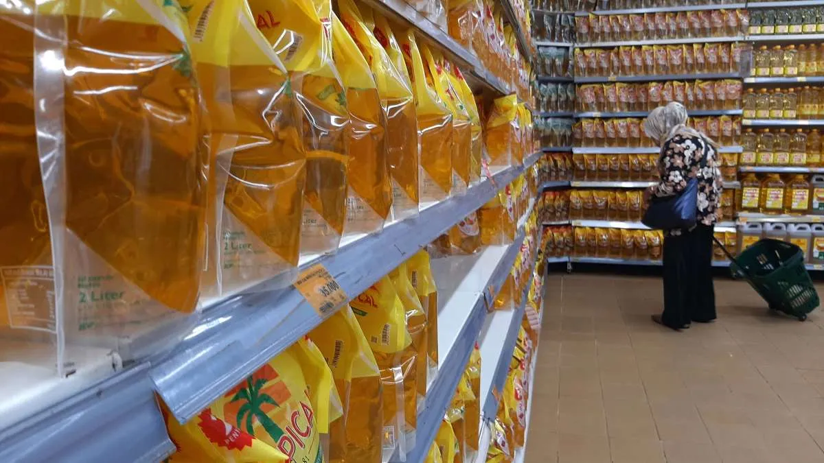 Promo Minyak Goreng di Indomaret 5-11 Maret 2026, Ada Tropical Rp 36.900