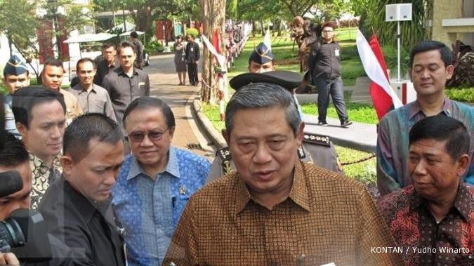 Saat sungkeman, cucu SBY ngumpet