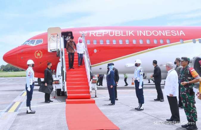 Jelang Upacara HUT RI di IKN, Jokowi Tiba di Balikpapan