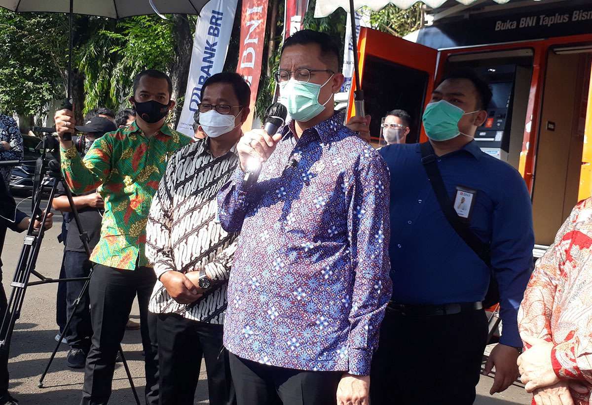 Bansos tunai bagi 9 juta keluarga miskin