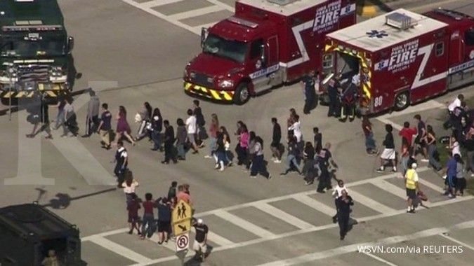 Penembakan brutal di sebuah sekolah Florida, 17 siswa tewas 