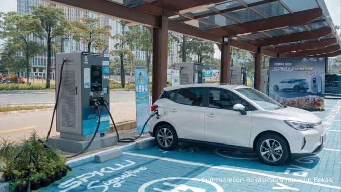 SPKLU Terbesar di Indonesia Hadir di Summarecon Mall Bekasi