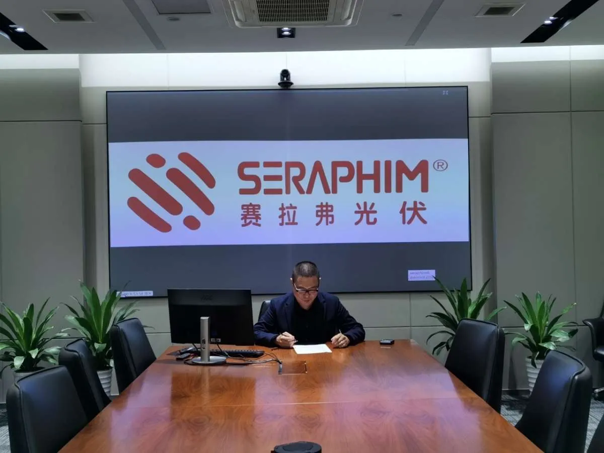 Quantum Power Asia dan ib Vogt Gaet Seraphim untuk Proyek PLTS Terbesar di Dunia