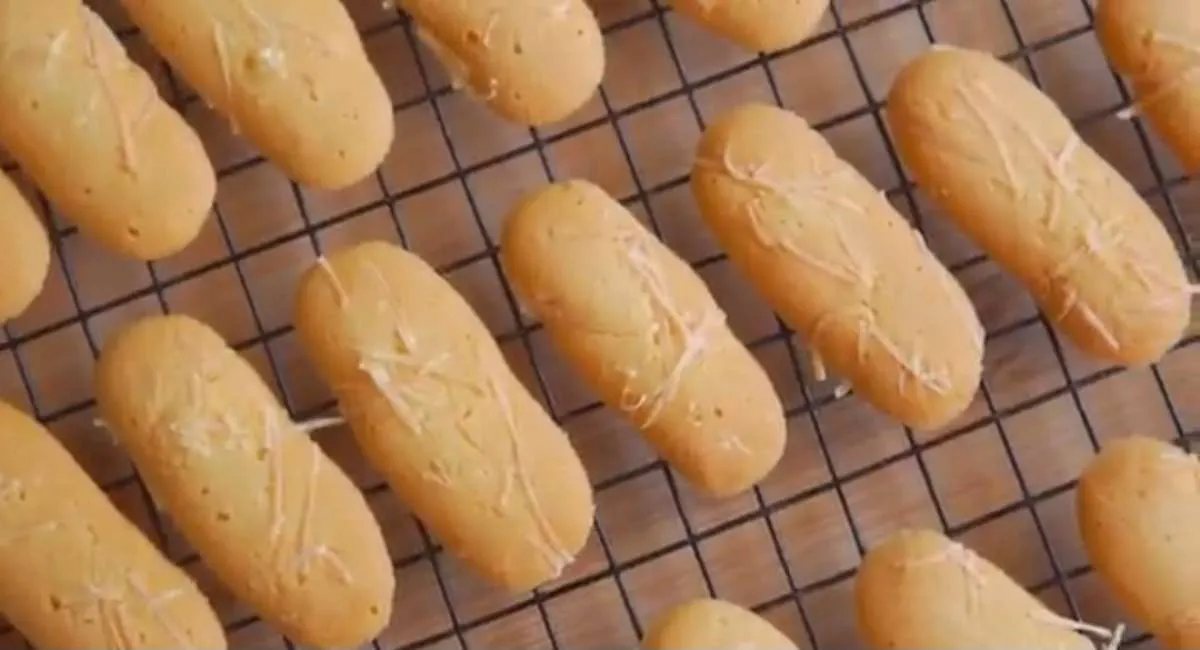 Resep Kue Lidah Kucing Tanpa Cetakan, Renyahnya Bikin Susah Berhenti Ngunyah