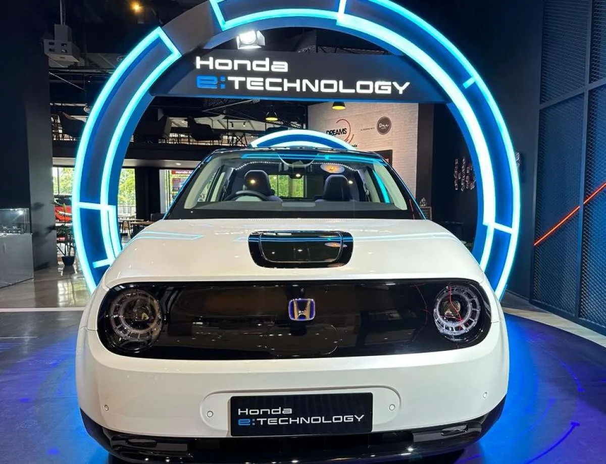 Honda Pamerkan Teknologi Elektrifikasi Honda e:Technology di Dreams Cafe Jakarta