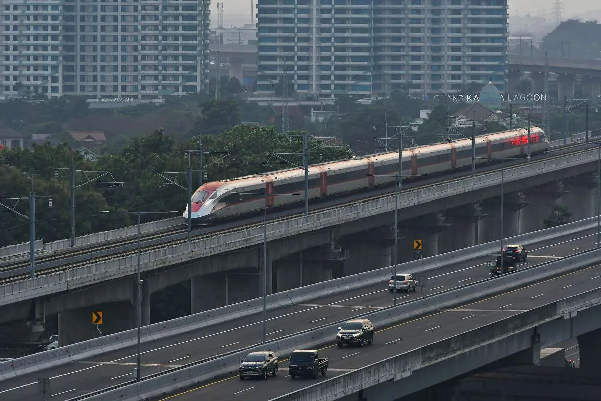 Sebanyak 350.000 Tiket Whoosh Musim Liburan hingga 7 Juli 2024 Sudah Terjual