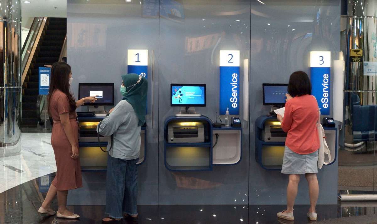 Pembatasan jam operasional perbankan pada masa PPKM darurat