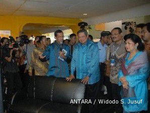 Ibu Ani semakin membaik, SBY minta doa restu