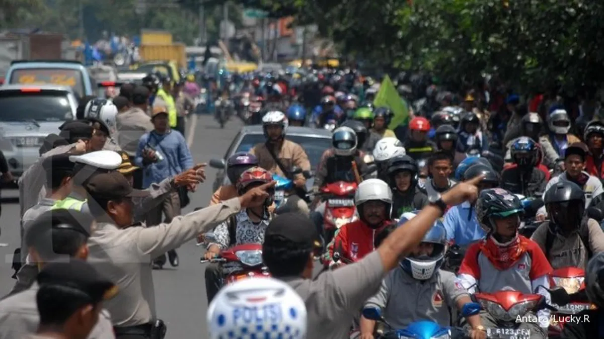 Penetapan kenaikan upah sektoral molor