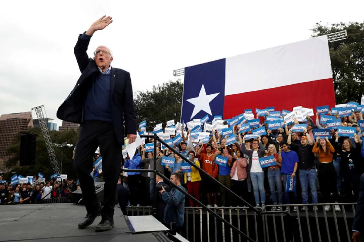 Bernie Sanders mundur, peluang Joe Biden tantang Trump