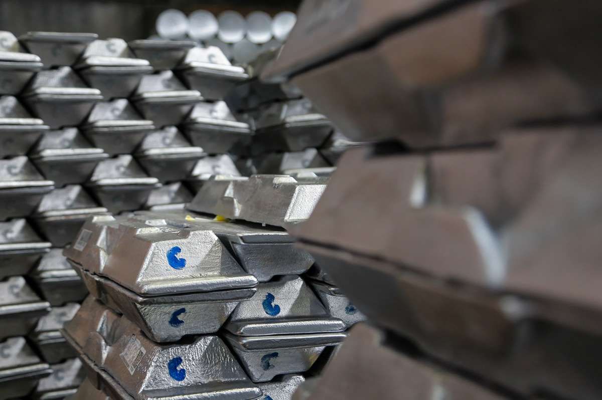 Aluminium di Jalur Rekor Kuartalan Sejak 1988, Efek Pasokan Terganggu dan Biaya Naik