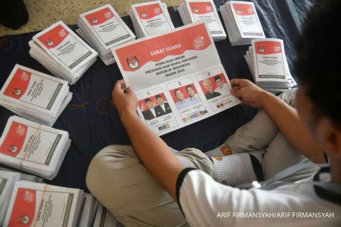Survei Charta Politika: Elektabilitas Prabowo 42,2%, Ganjar 28%, Anies 26,7%