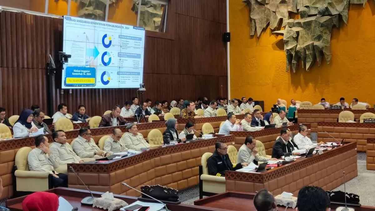 Menhub Komitmen Bangun Infrastruktur Transportasi