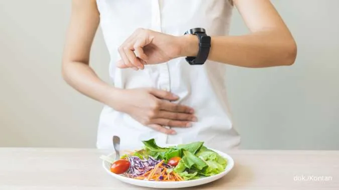 4 Tren Diet Sehat 2025 Kaya Manfaat dari Mediterania hingga Intermitten Fasting