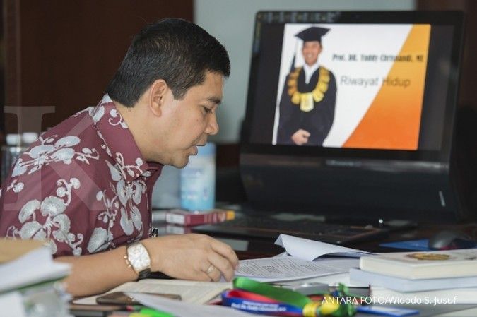 Pakai ijazah palsu, pejabat diturunkan pangkatnya