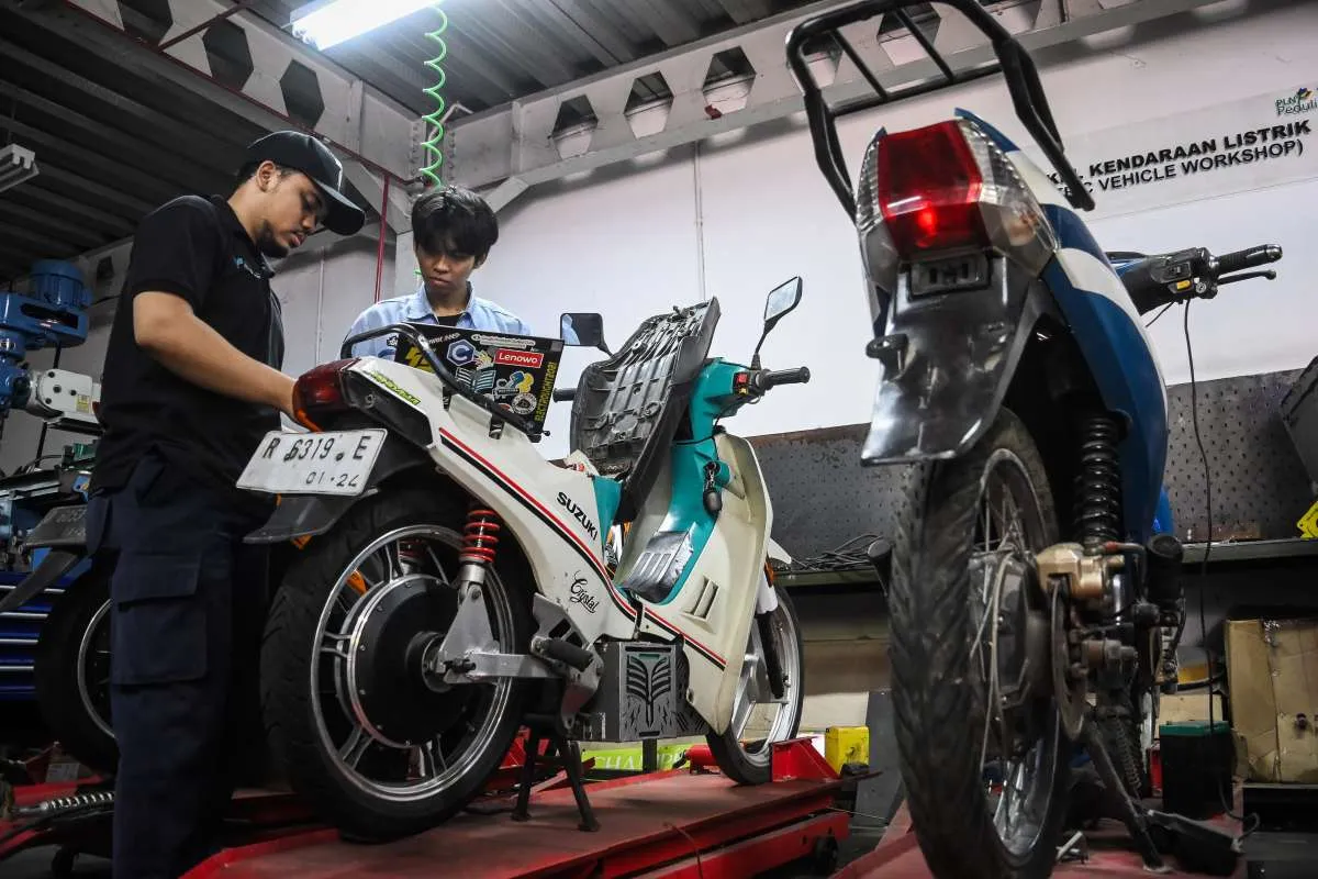 Rekomendasi 5 Motor Listrik Murah Tahun 2024 yang Bisa Dijadikan Pilihan