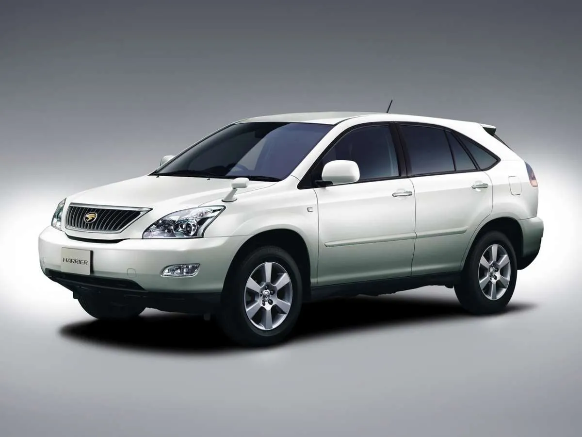 Harga mobil bekas Toyota Harrier kian ramah kantong, punya fitur lengkap 