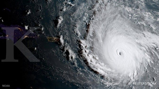 Badai Irma, ribuan penerbangan 4 benua dibatalkan