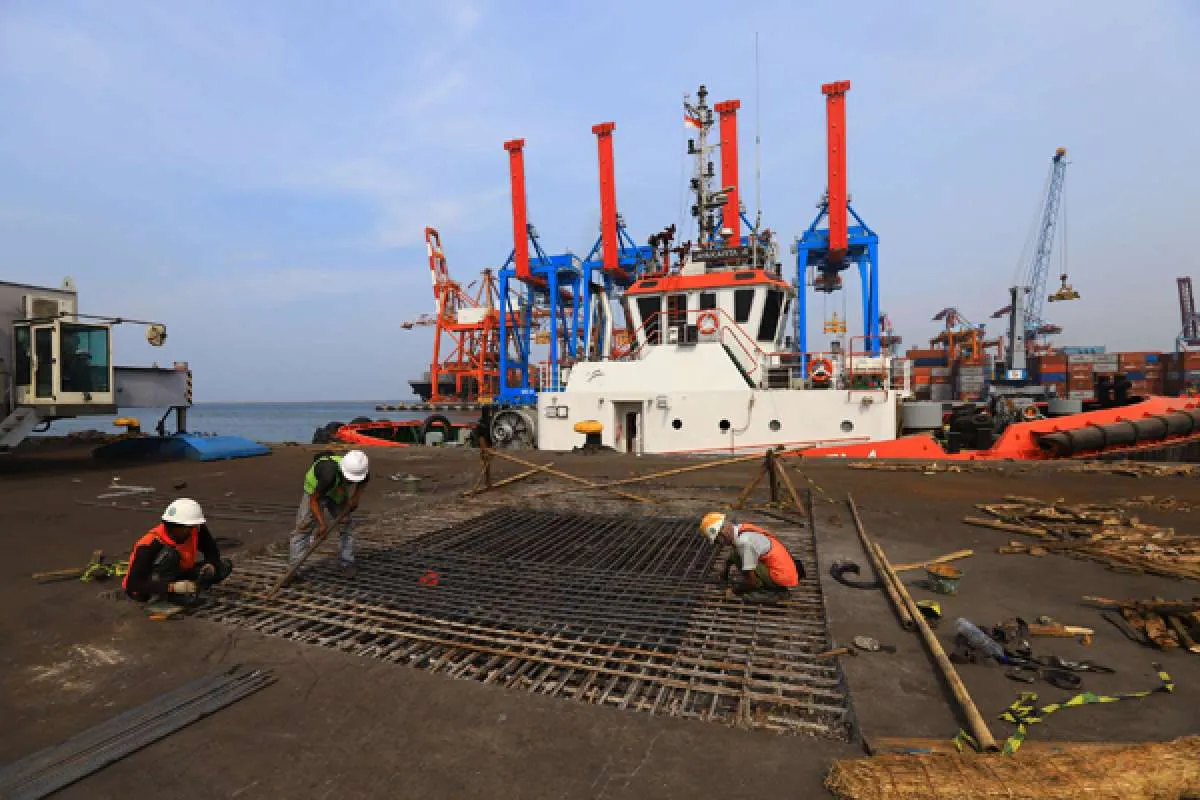 IPC alokasikan THR direksi dan komisaris untuk ribuan tenaga bongkar muat