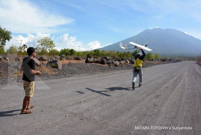 BNPB terbangkan drone pantau Gunung Agung