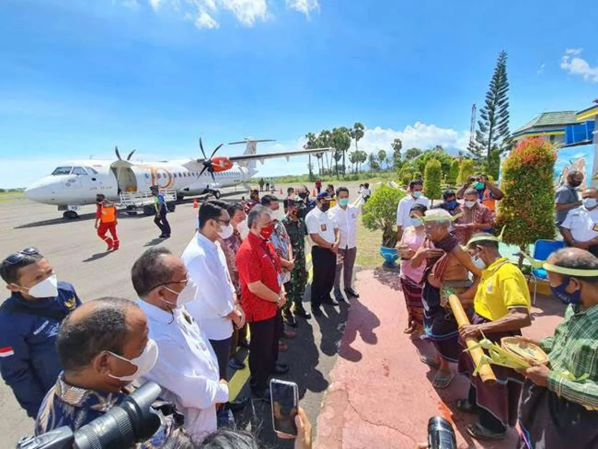 Wings Air resmikan penerbangan perdana dari Kupang ke Lewoleba NTT 
