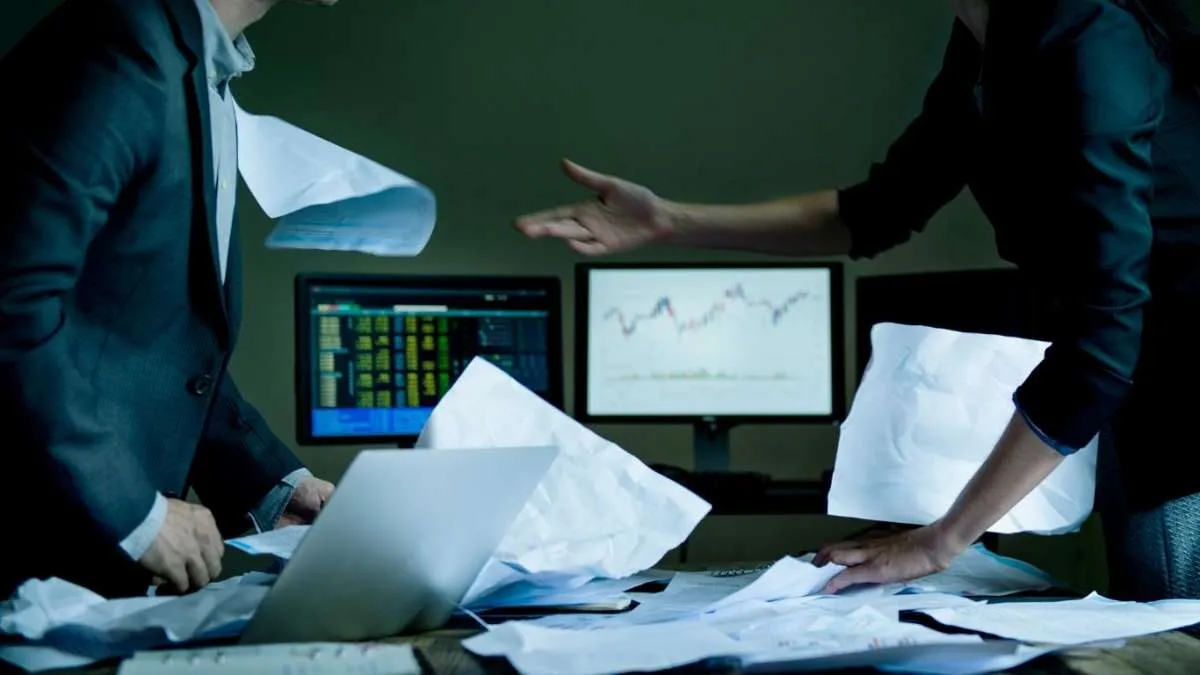 Cara Menyiasati Investasi saat Resesi