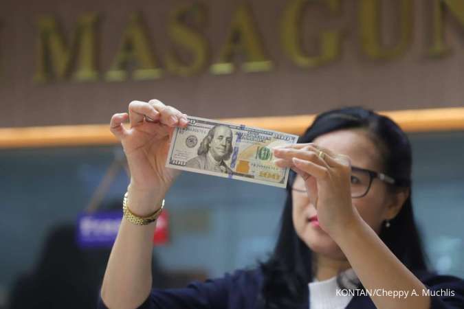 Menilik Kinerja Emiten yang Tertekan Imbas Pelemahan Rupiah