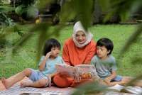 Moms Wajib Tahu! Ini Gejala dan Cara Mengatasi Disleksia pada Anak