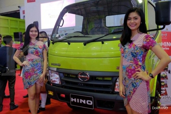 Hino tampilkan produk terbaru di pameran Makassar
