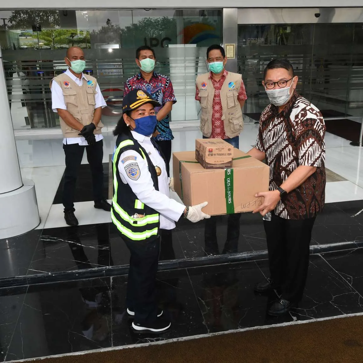 IPC bagikan 30 ribu sembako via e-voucher