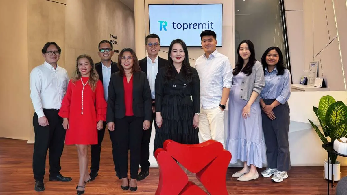 Mudahkan Transaksi Internasional, Kolaborasi Bank DBS & Topremit Raih Penghargaan